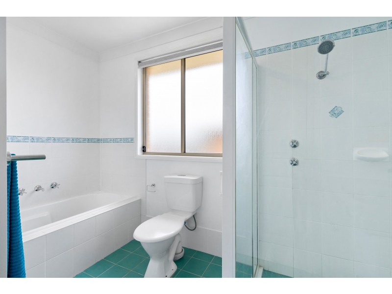 15 Kingsfield Avenue, Glenmore Park NSW 2745