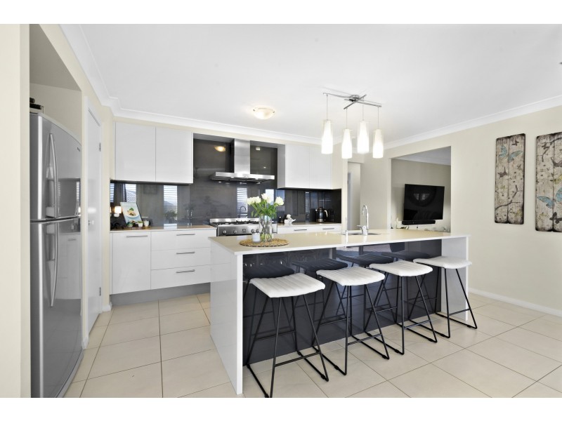 1 Lyora Street, Glenmore Park NSW 2745