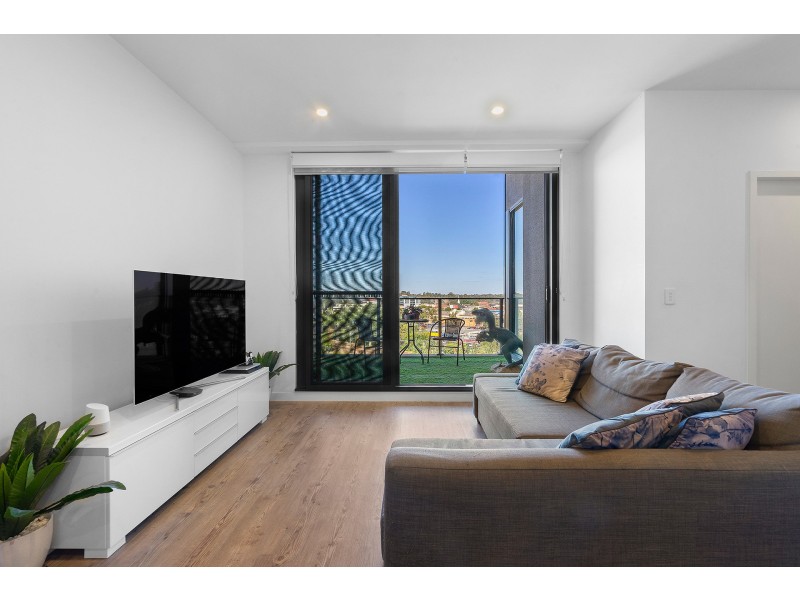 908/81B Lord Sheffield Circuit, Penrith NSW 2750
