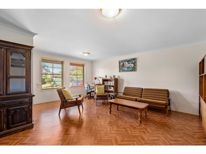 23 Tarrabundi Drive, Glenmore Park NSW 2745