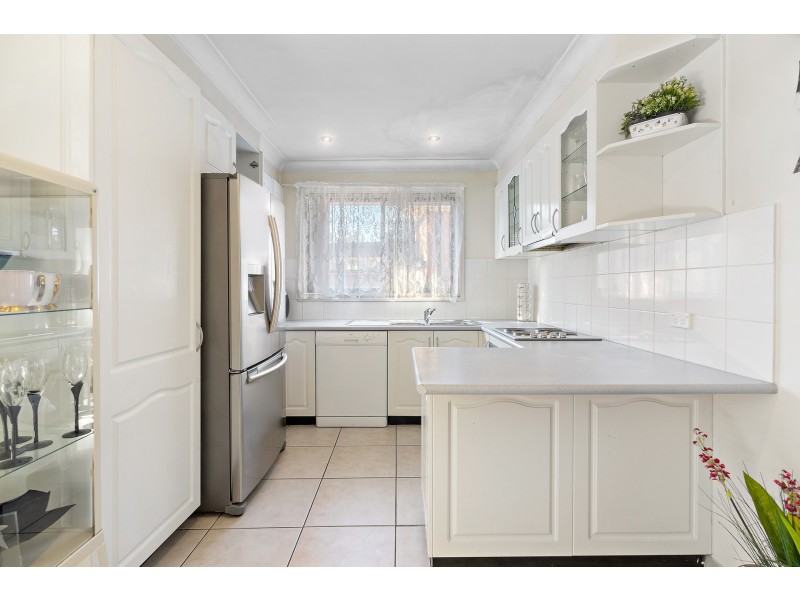 11 Twickenham Avenue, Cambridge Park NSW 2747