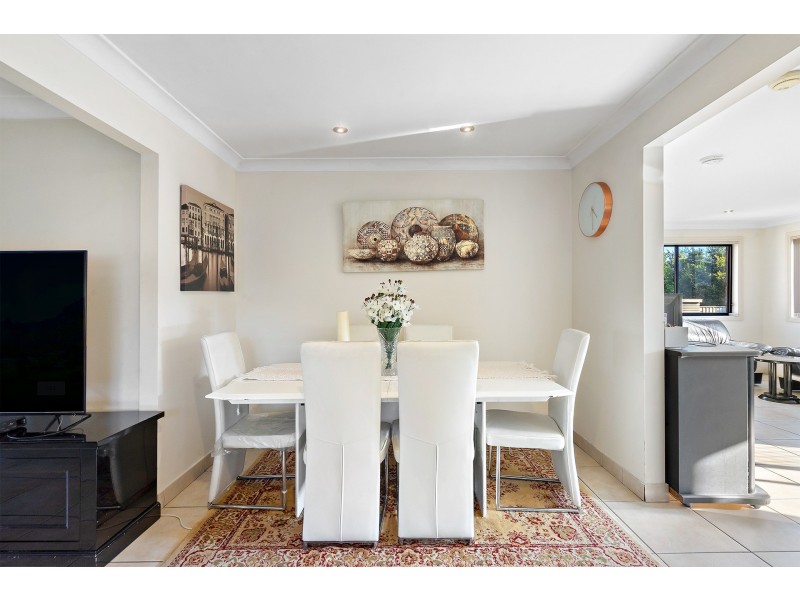 11 Twickenham Avenue, Cambridge Park NSW 2747