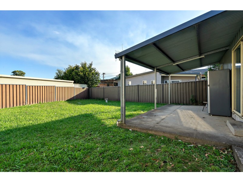 11 Twickenham Avenue, Cambridge Park NSW 2747