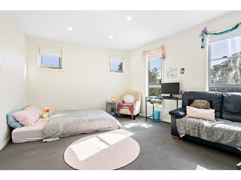 49 Deerubbin Drive, Glenmore Park NSW 2745