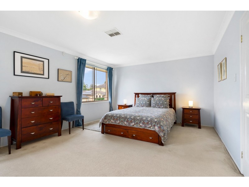 15 Kingsfield Avenue, Glenmore Park NSW 2745