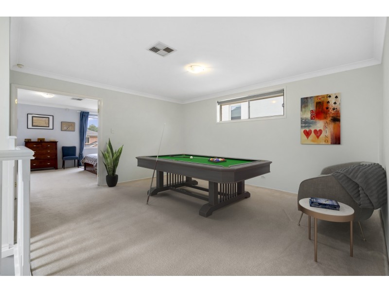 15 Kingsfield Avenue, Glenmore Park NSW 2745