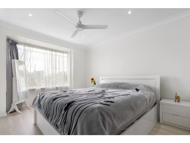 35 Kumbara Close, Glenmore Park NSW 2745