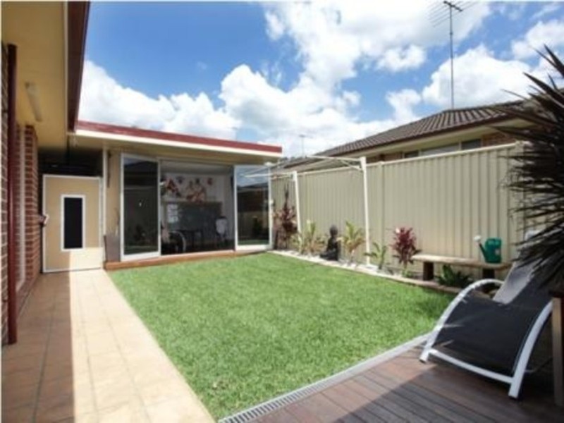 35 Kumbara Close, Glenmore Park NSW 2745
