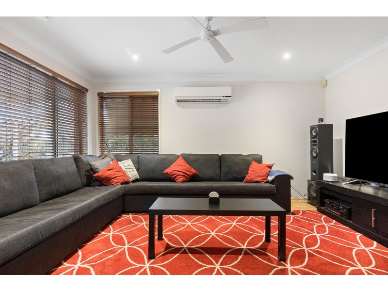 33 Borrowdale Way, Cranebrook NSW 2749