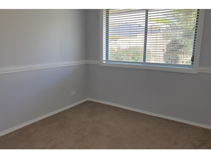 4 Corvus Close, Glenmore Park NSW 2745