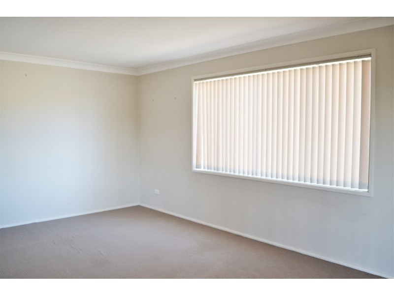 4 Reindeer Place, Werrington NSW 2747