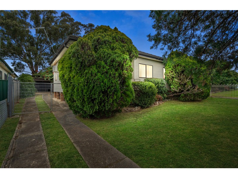 8 Cooper Street, Penrith NSW 2750