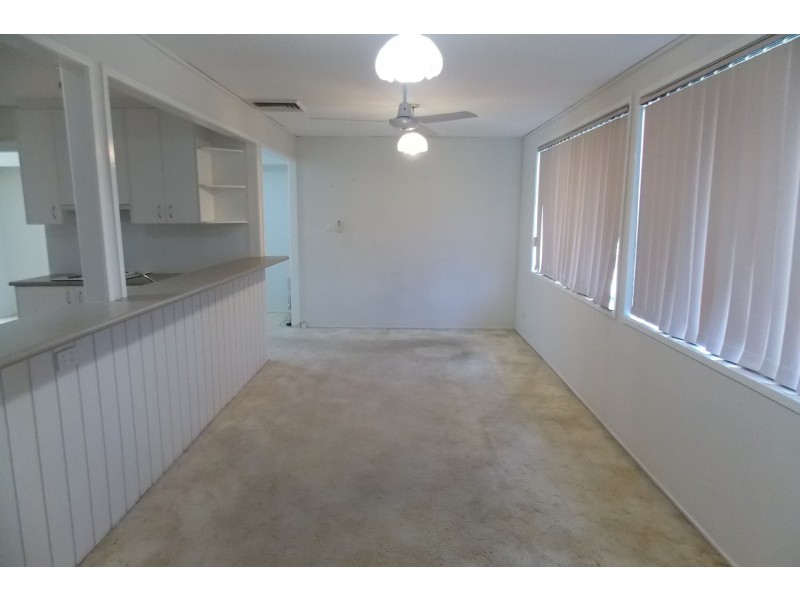 27 Racecourse Road, South Penrith NSW 2750