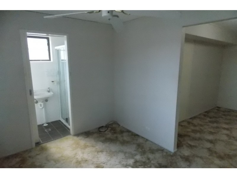 27 Racecourse Road, South Penrith NSW 2750