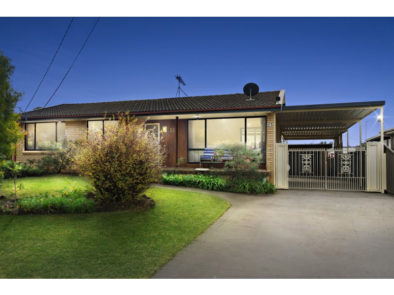 23 Chesterfield Road, South Penrith NSW 2750