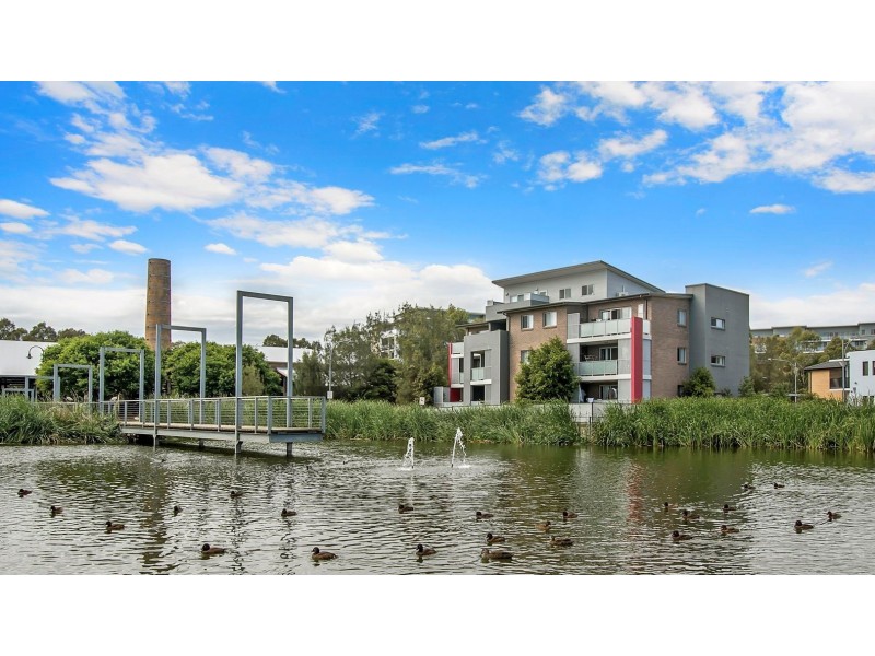 2/2 Dressler Court, Holroyd NSW 2142