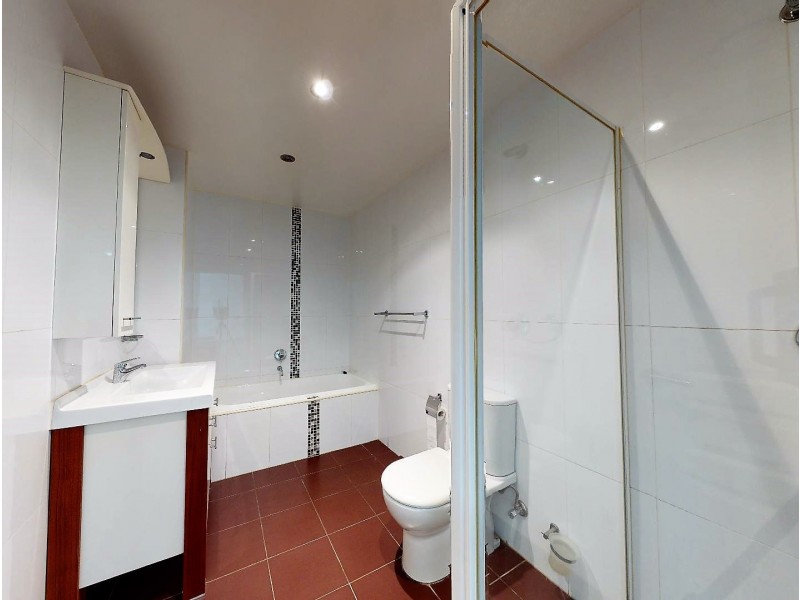 31/28 Brickworks Drive, Holroyd NSW 2142