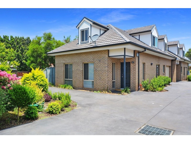 2/27 Eton Road, Cambridge Park NSW 2747