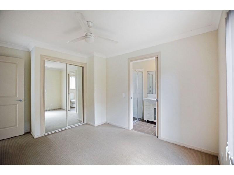 2/27 Eton Road, Cambridge Park NSW 2747