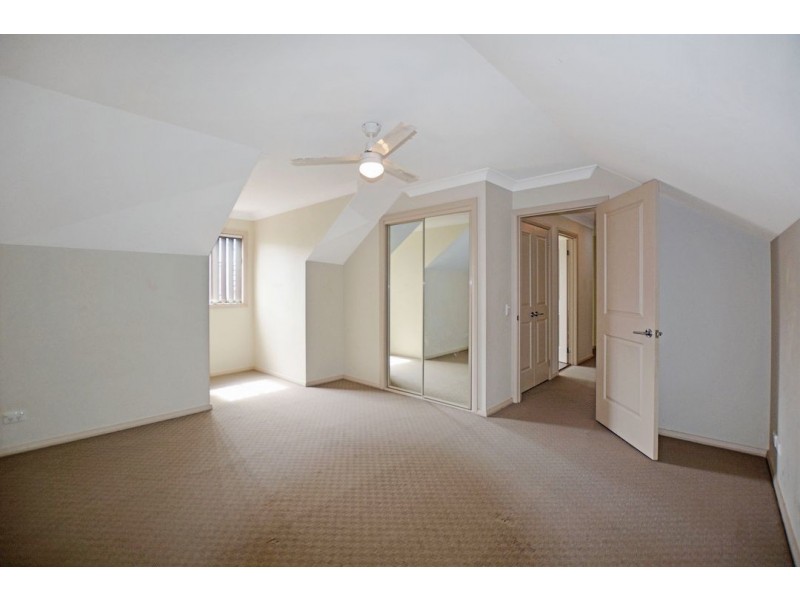 2/27 Eton Road, Cambridge Park NSW 2747