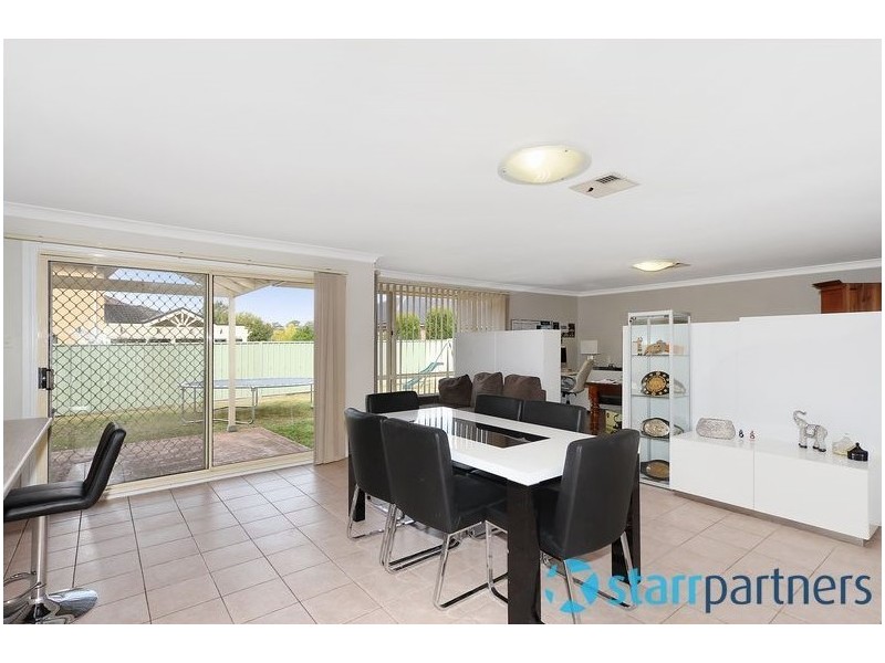 28 Pinehurst Avenue, Glenmore Park NSW 2745