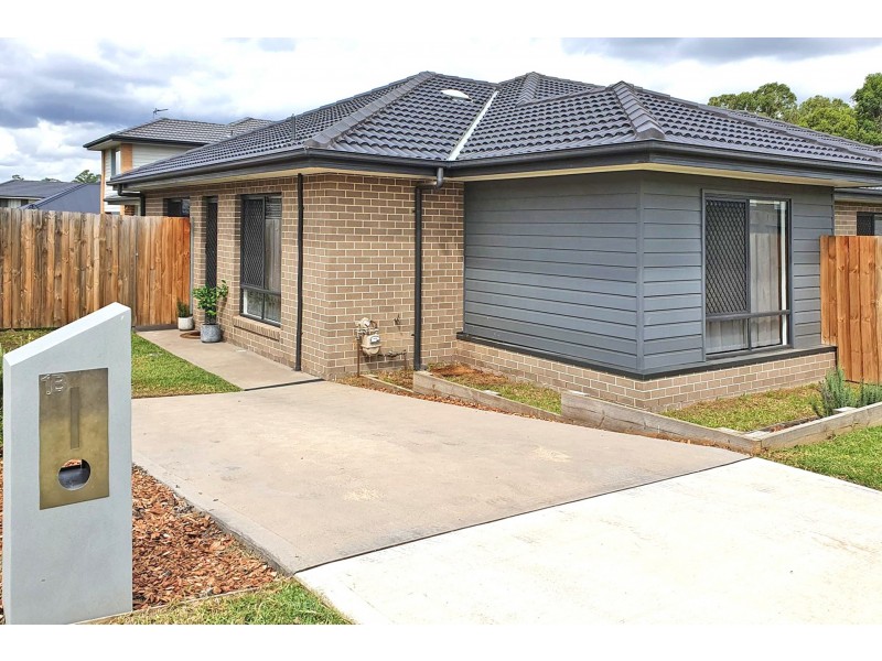 21 Ballinger Avenue, Riverstone NSW 2765