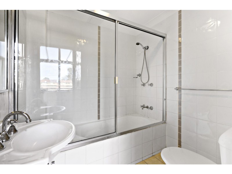 9/20 Santley Crescent, Kingswood NSW 2747