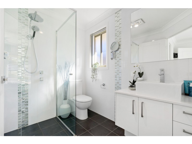 42 Aberdeen Circuit, Glenmore Park NSW 2745