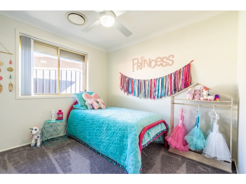 42 Aberdeen Circuit, Glenmore Park NSW 2745