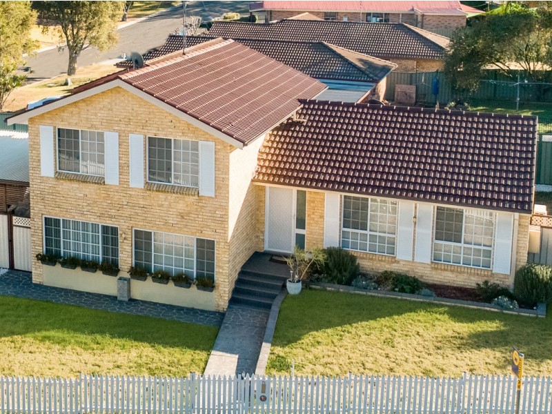 71 Laycock Street, Cranebrook NSW 2749