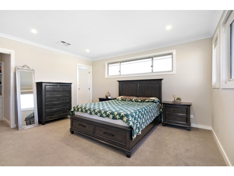 71 Doncaster Avenue, Claremont Meadows NSW 2747