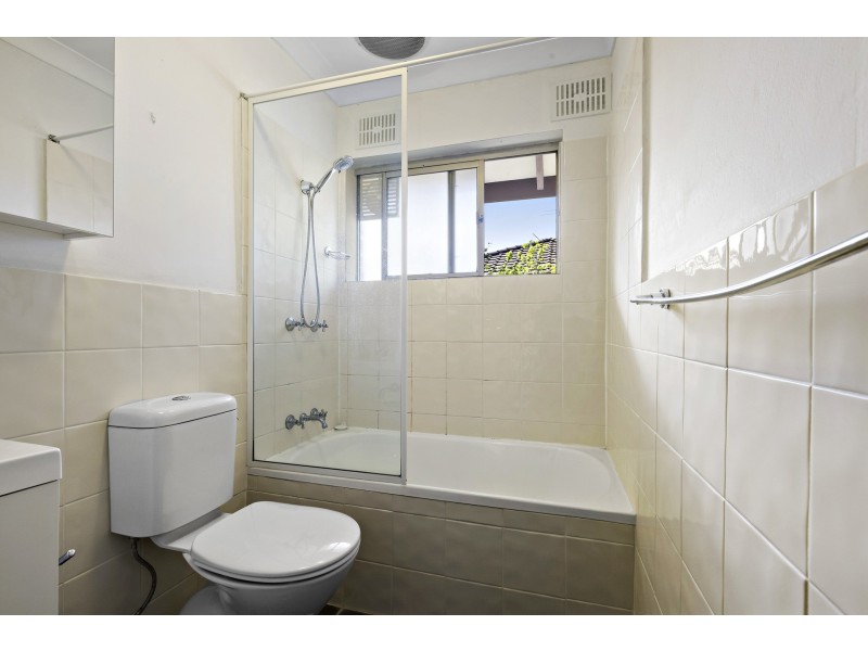 16/5-7 Thurston Street, Penrith NSW 2750