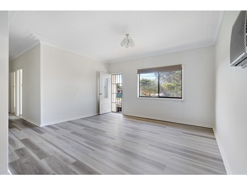 8 Cooper Street, Penrith NSW 2750