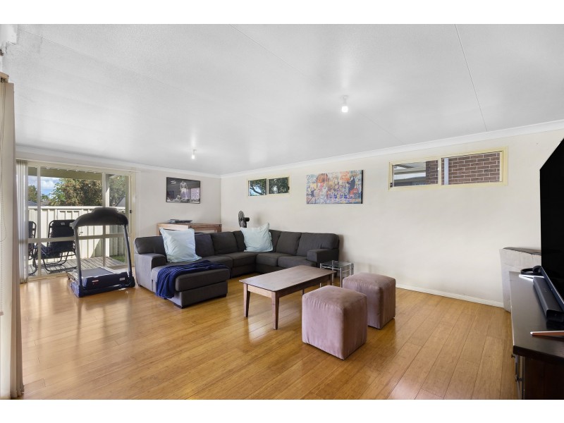 24 Dampier Avenue, Werrington County NSW 2747