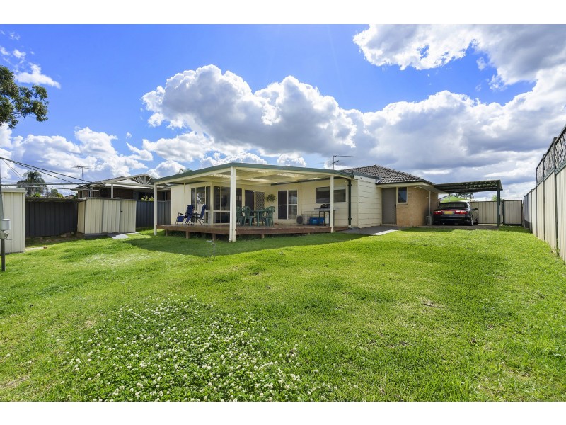 24 Dampier Avenue, Werrington County NSW 2747