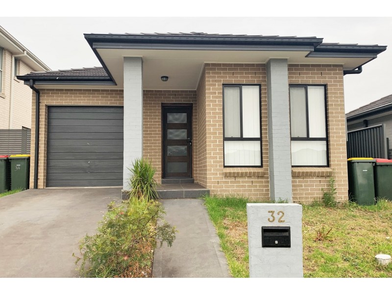 32 Howarth Street, Ropes Crossing NSW 2760