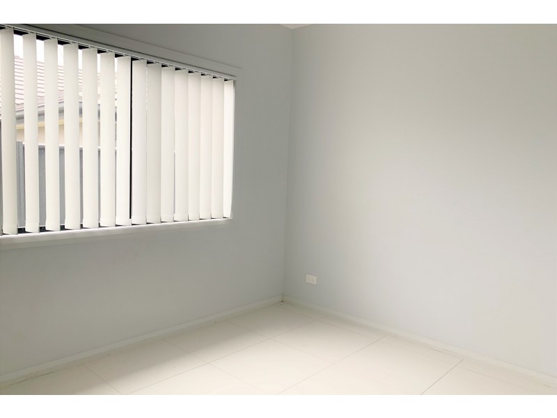 32 Howarth Street, Ropes Crossing NSW 2760