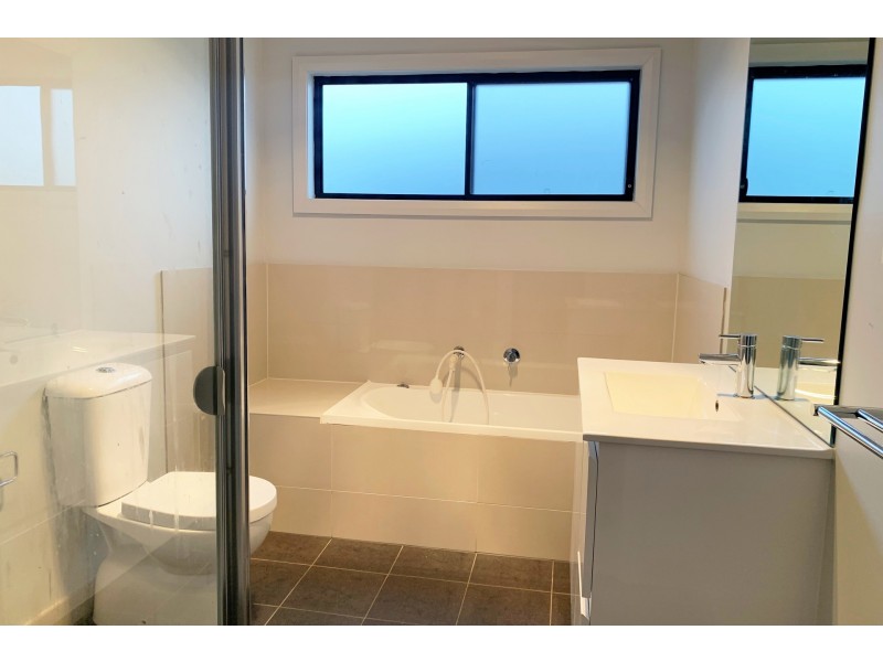 32 Howarth Street, Ropes Crossing NSW 2760