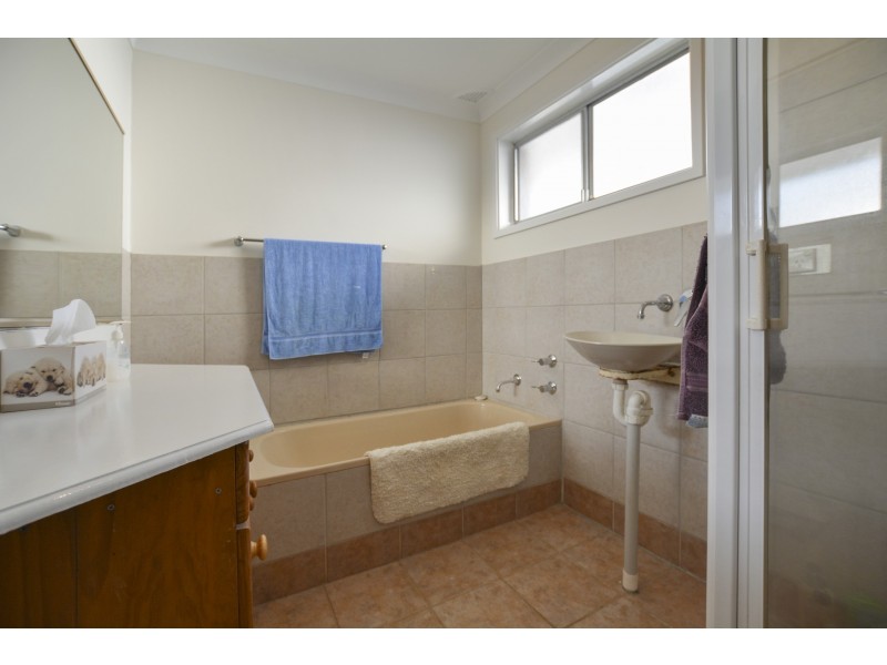 9 Buring Avenue, Leonay NSW 2750