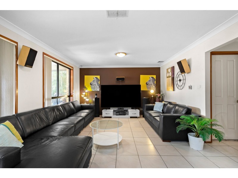 13 Briery Place, Cranebrook NSW 2749