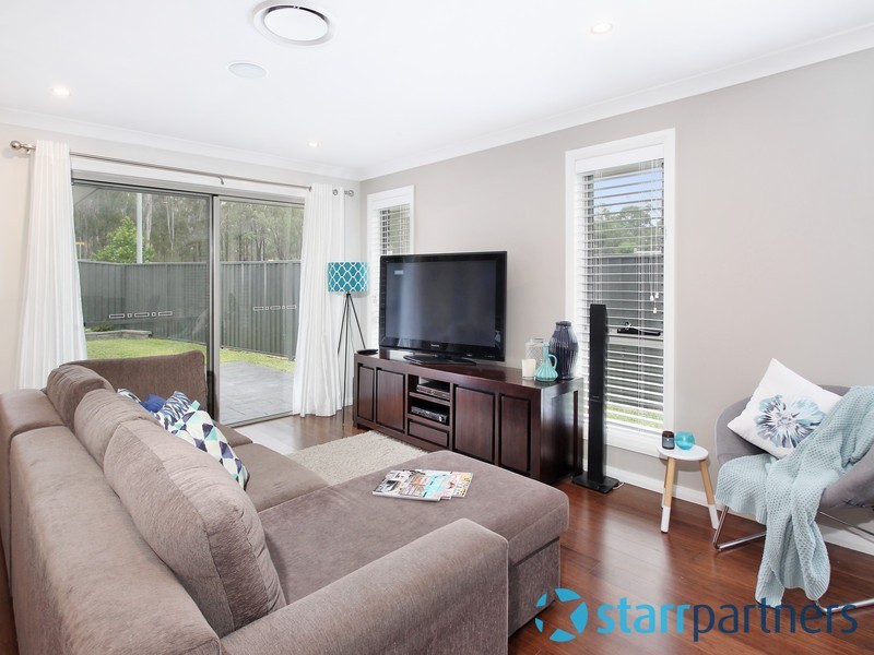1 Binyang Avenue, Glenmore Park NSW 2745