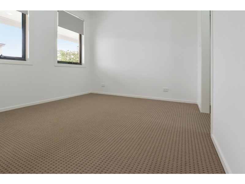 1/62 William Hart Crescent, Penrith NSW 2750