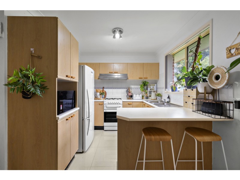 6 Dillwynia Drive, Glenmore Park NSW 2745