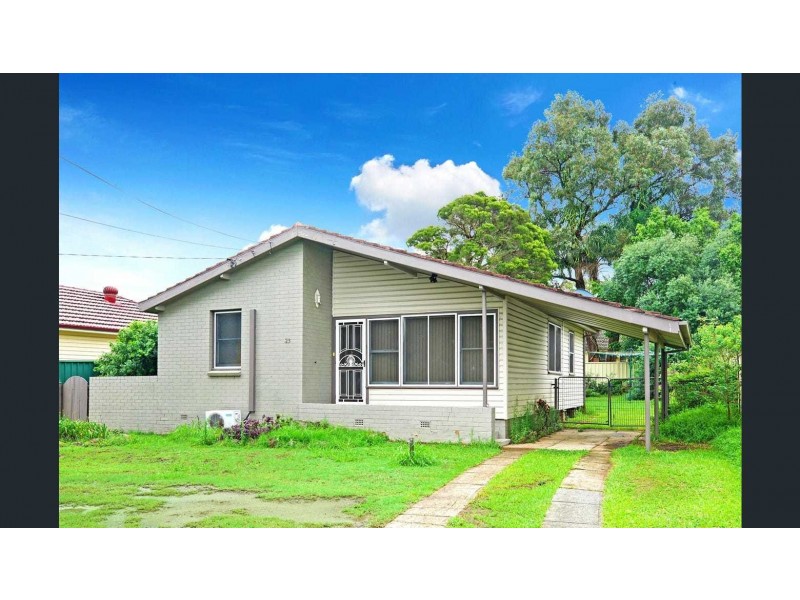 23 Palmyra Avenue, Lethbridge Park NSW 2770