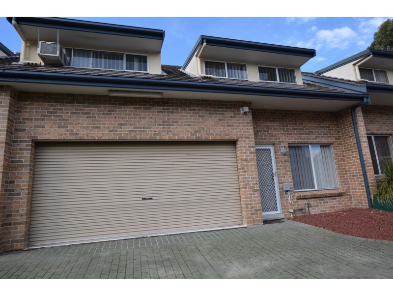 2/70 Stafford Street, Kingswood NSW 2340