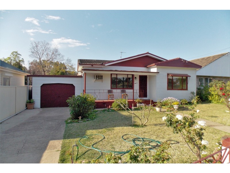 4 Park Avenue, Kingswood NSW 2747