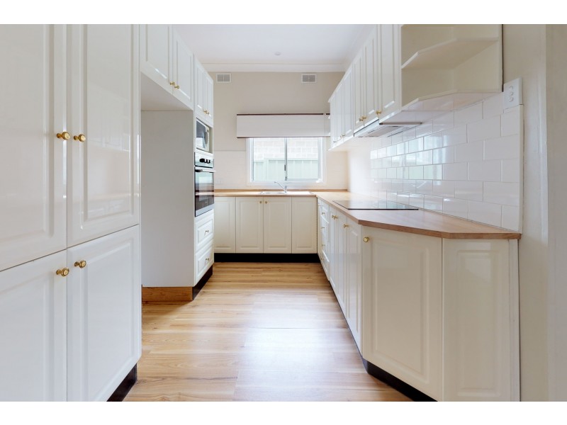 4 Park Avenue, Kingswood NSW 2747