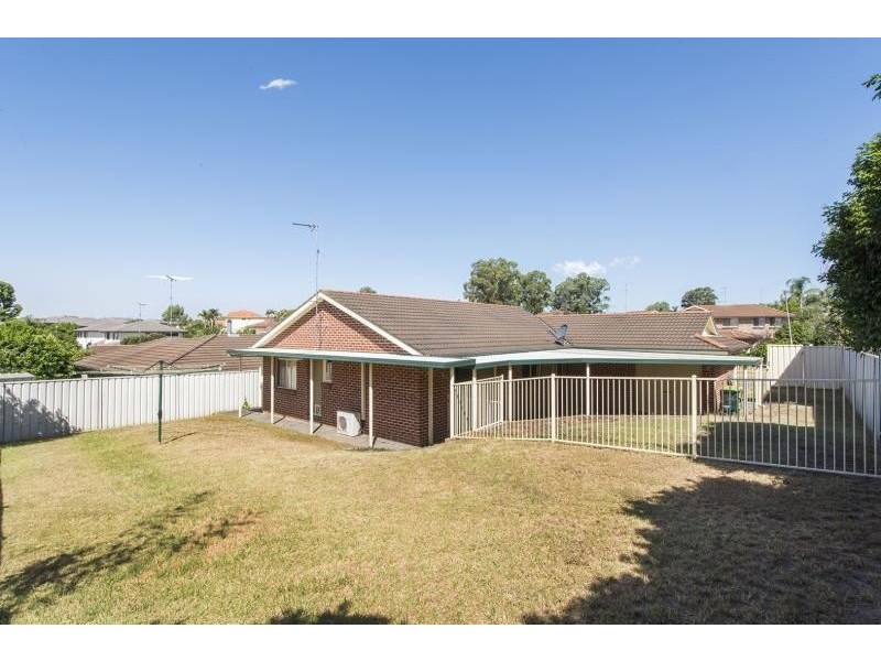 33 Camellia Avenue, Glenmore Park NSW 2745