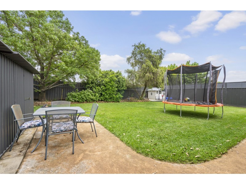 37  Carinda Drive, South Penrith NSW 2750