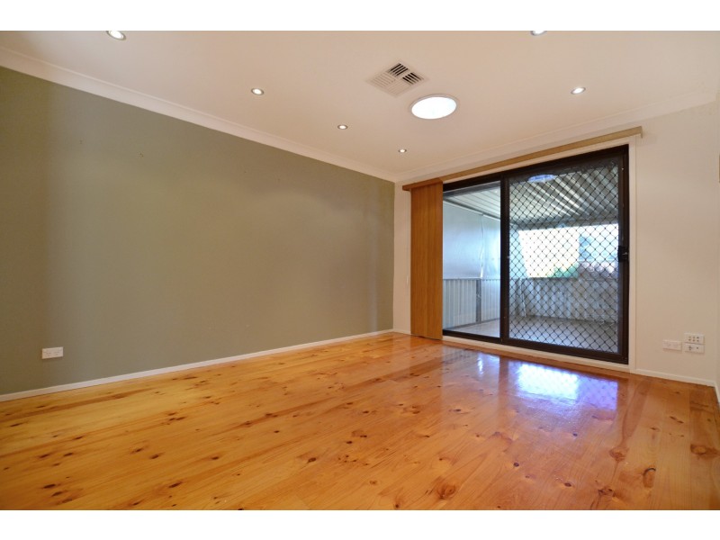 4 Toorak Crescent, Emu Plains NSW 2750